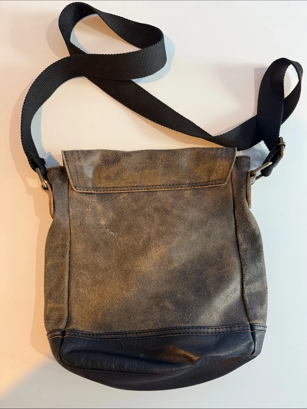 Wilsons Leather Vintage Brown and Black Men's Messenger Crossbody Bag